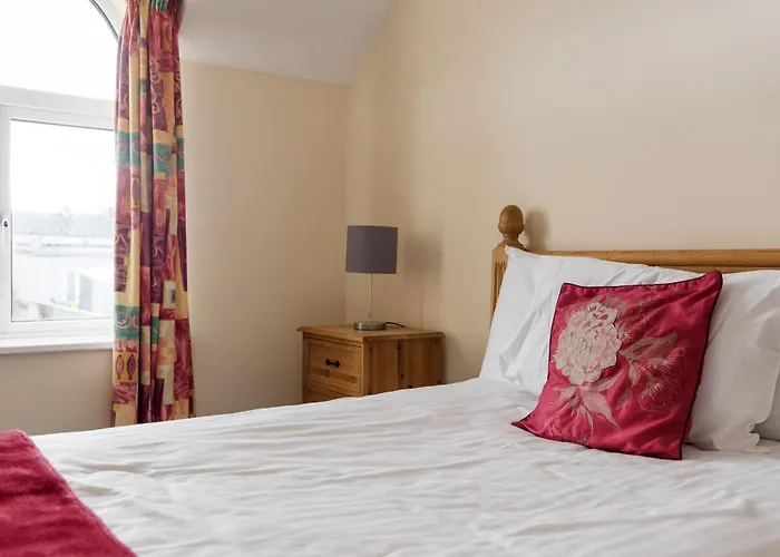 Atlantic Point Sea View Apartment